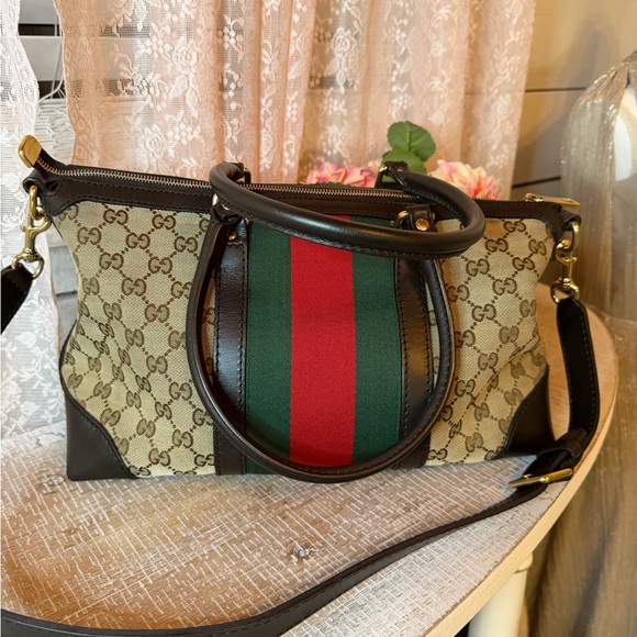 Gucci Beige and Red Shoulder Bag - Picture 12 of 12